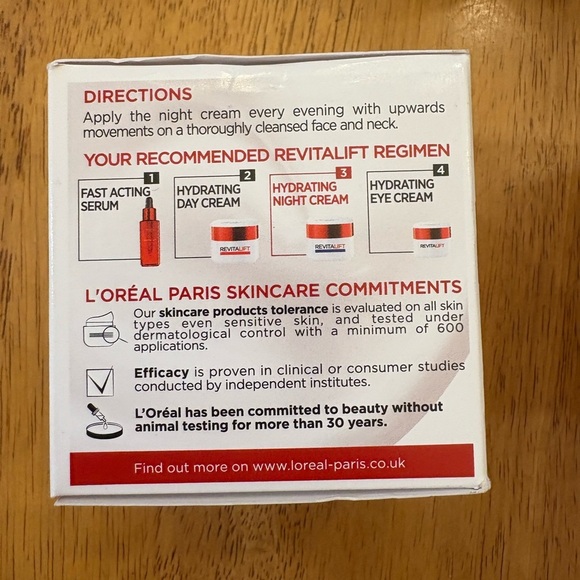 L'Oreal Multi-Lift Solution Night Cream - Picture 3 of 3